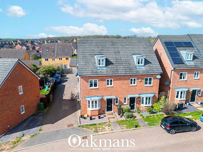 4 Bedroom Semi-Detached House For Sale In Gretton Close, Redditch, Worcestershire, B97