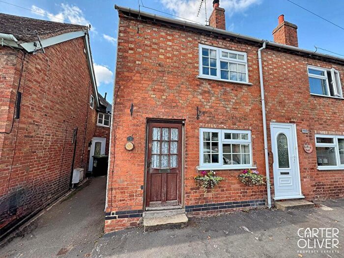 2 Bedroom Cottage For Sale In Broad Street, Brinklow, CV23