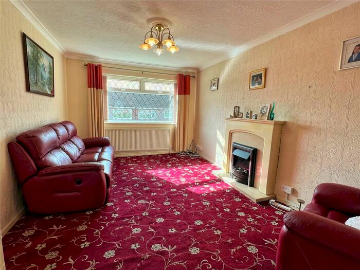 2 Bedroom Bungalow For Sale In Arundel Close, Carrbrook, Stalybridge