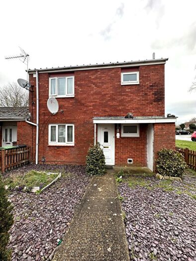 3 Bedroom Link Detached House To Rent In Chopin Road, Basingstoke, RG22