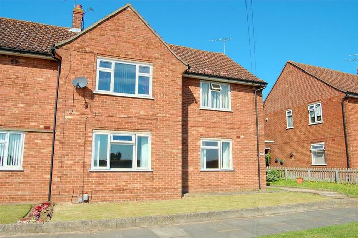 2 Bedroom Flat To Rent In Montgomery Road, Ipswich, IP2
