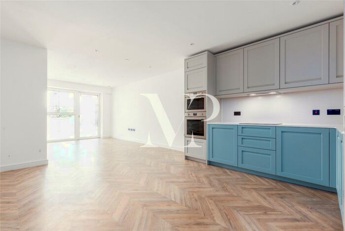 2 Bedroom Apartment To Rent In Yorke House, Royal Exchange, Kingston Upon Thames, KT1