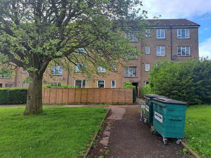 2 Bedroom Flat To Rent In Aboyne Avenue, Dundee, DD4