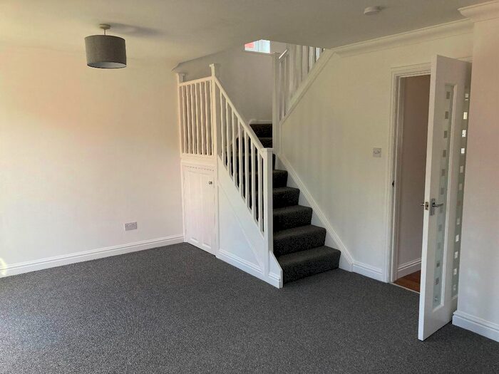 3 Bedroom Detached House To Rent In Brandon Way, Kingswood, Hull, HU7