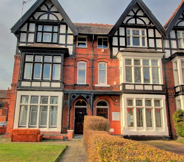1 Bedroom Flat For Sale In Narborough Road, Leicester, LE3