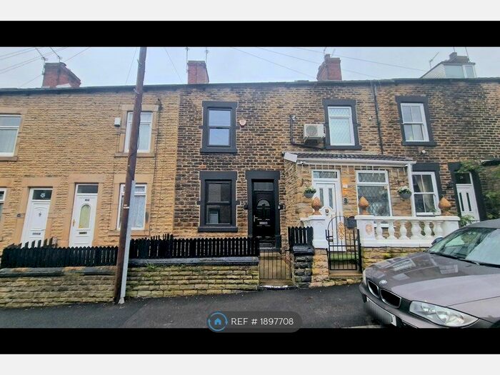 3 Bedroom Terraced House To Rent In Sunderland Terrace, Barnsley, S70