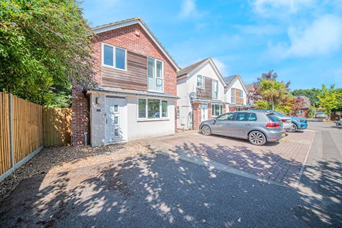 4 Bedroom Detached House For Sale In Cedar Row, Botley Road, Horton Heath, SO50