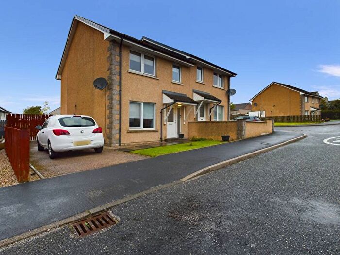 3 Bedroom Semi-Detached House For Sale In Blackford Avenue, Inverurie, AB51