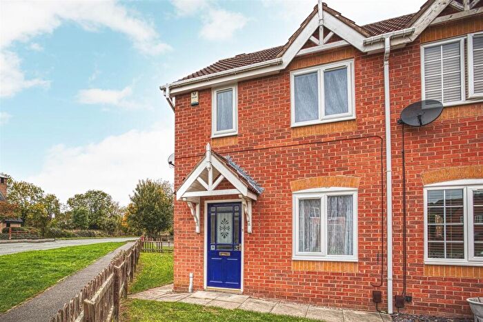 2 Bedroom House To Rent In Cranhill Close, Littleover, DE23