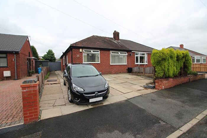 2 Bedroom Bungalow To Rent In Avon Road, Oldham, OL9