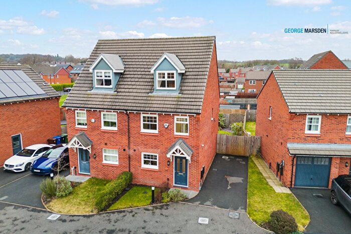 3 Bedroom Semi Detached House For Sale In Bakersfield, Wigan, WN2