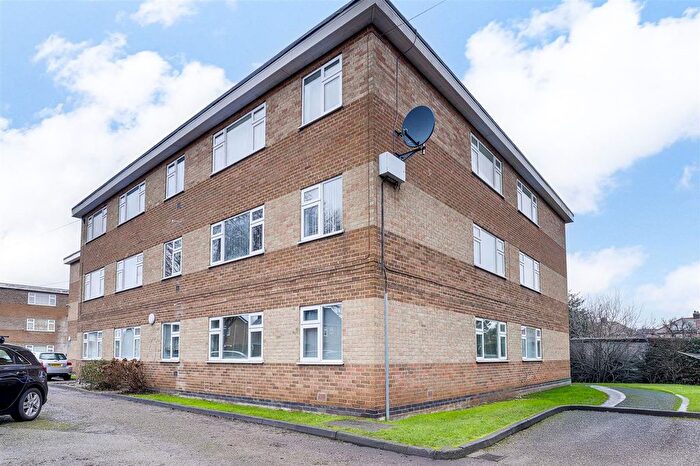 2 Bedroom Flat For Sale In Norfolk Avenue, Toton, NG9