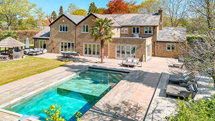 5 Bedroom Detached House For Sale In St Marys Lane, Hertingfordbury, SG14