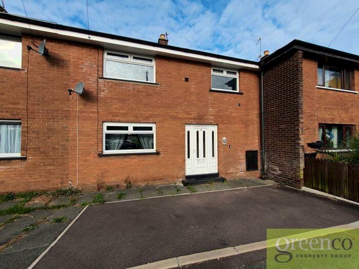 2 Bedroom Terraced House To Rent In Downham Gardens, Manchester, M25