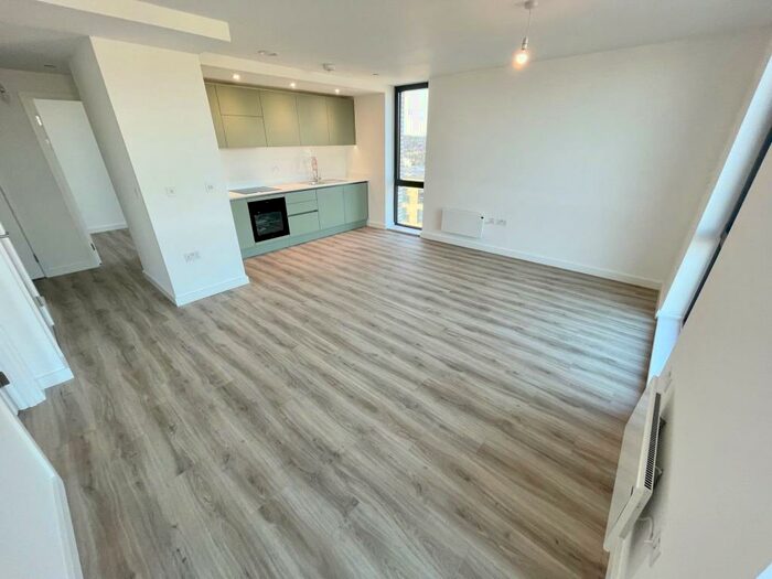 2 Bedroom Apartment To Rent In Kimpton Road, Luton, LU2