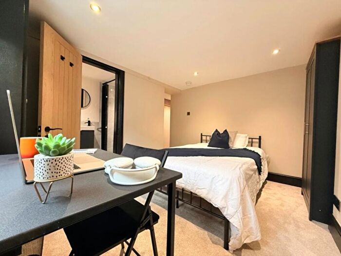 4 Bedroom Terraced House For Sale In Swindon Road, Cheltenham, GL51