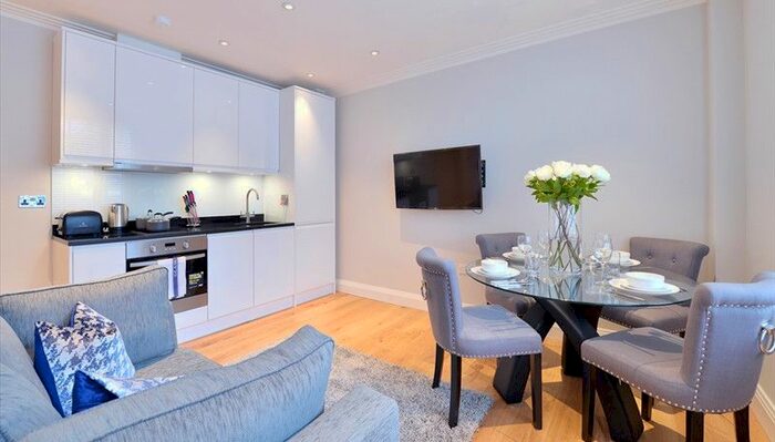 1 Bedroom Flat To Rent In Hill Street, Mayfair, W1J