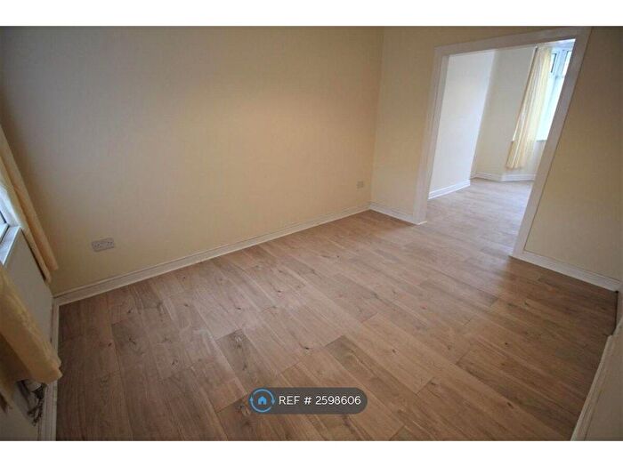 3 Bedroom Terraced House To Rent In Sussex Street, Cleethorpes, DN35