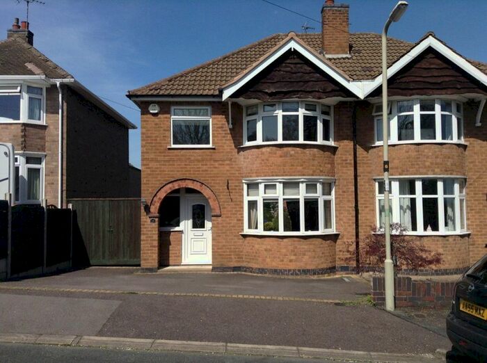 3 Bedroom Property To Rent In Heathgate Close, Birstall, Leicester, LE4