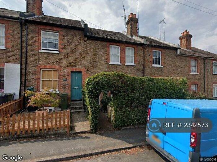 2 Bedroom Terraced House To Rent In Cline Road, Guildford, GU1