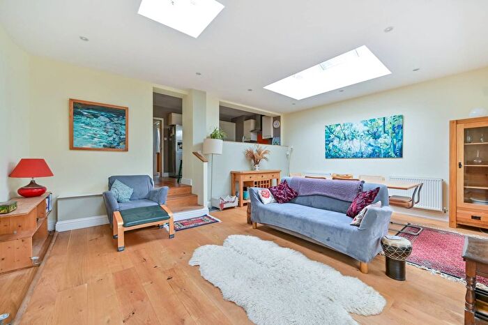 3 Bedroom Property To Rent In Fulwell Park Avenue, Twickenham, TW2