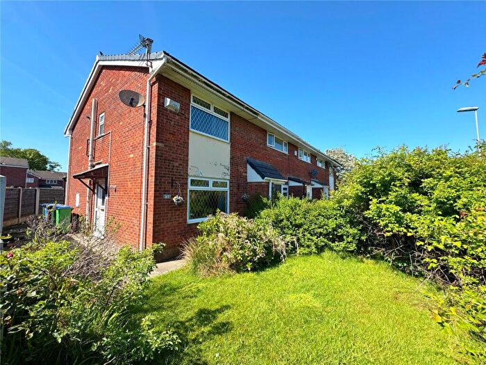 2 Bedroom End Of Terrace House For Sale In Andover Avenue, Alkrington, Middleton, Manchester, M24