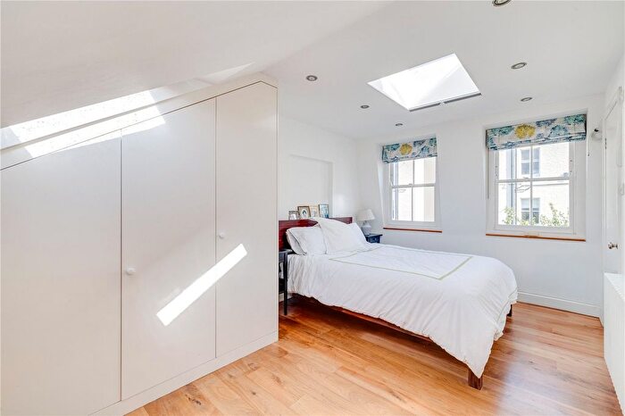 3 Bedroom Terraced House For Sale In Musard Road, London, W6