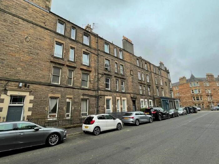 1 Bedroom Detached House To Rent In Albion Road, Leith, Edinburgh, EH7