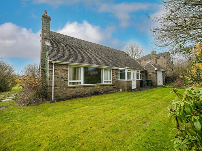 4 Bedroom Detached House For Sale In Carr Hill Road, Upper Cumberworth, HD8