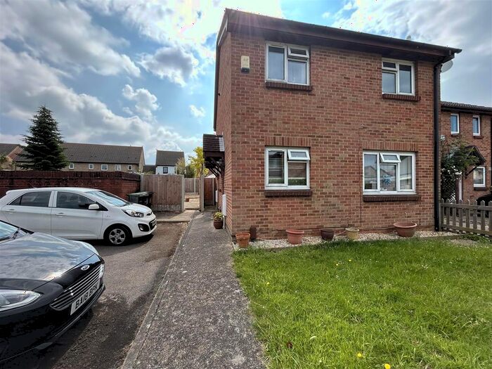 1 Bedroom Semi-Detached House To Rent In Cheriton Road, Gosport, PO12