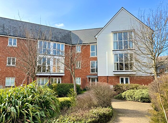 2 Bedroom Flat For Sale In Glimmer Way, Wainscott, Rochester, ME3