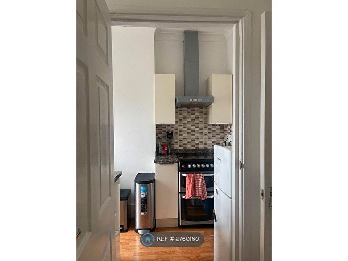 1 Bedroom Flat To Rent In Penge Road, London, SE20