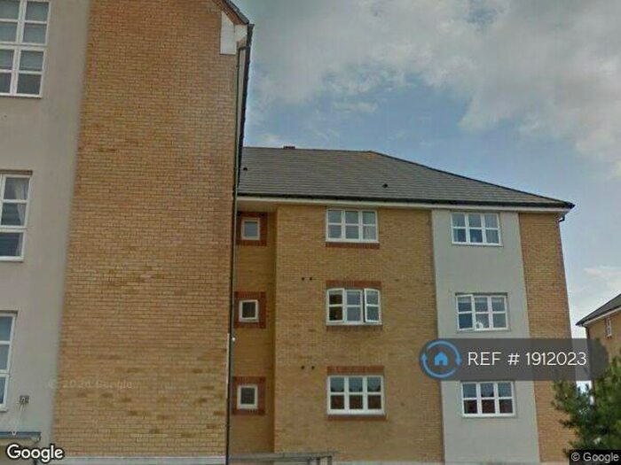 3 Bedroom Flat To Rent In Caroline Way, Eastbourne, BN23