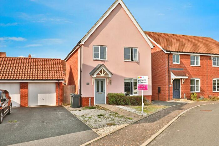 4 Bedroom Detached House For Sale In Silver Birch Road, Dereham, NR20