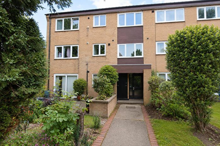 2 Bedroom Flat To Rent In Vintners Close, Peterborough, PE3