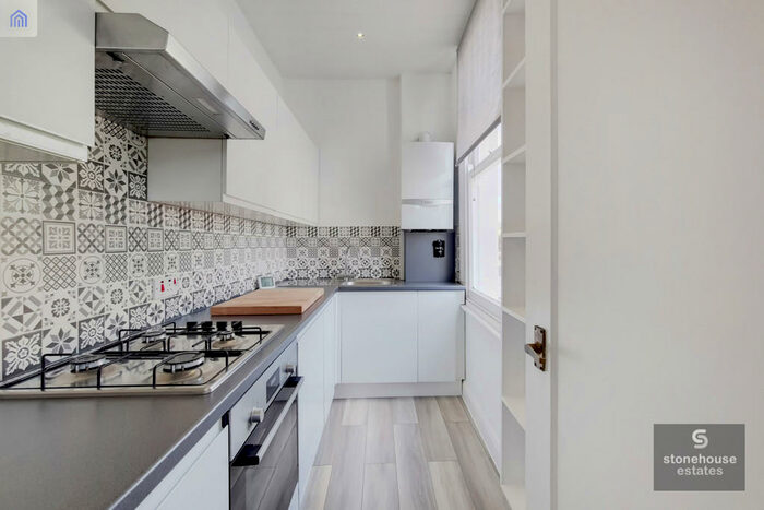 2 Bedroom Flat To Rent In St Johns Grove, N19