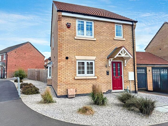 3 Bedroom Detached House For Sale In Buxton Crescent, Broughton Astley, LE9
