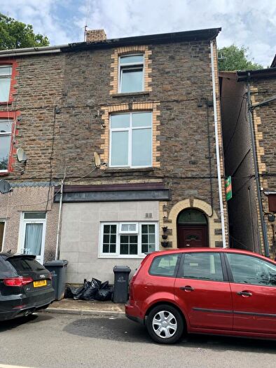 5 Bedroom Flat For Sale In High Street, Llanhilleth, Abertillery, Gwent, NP13