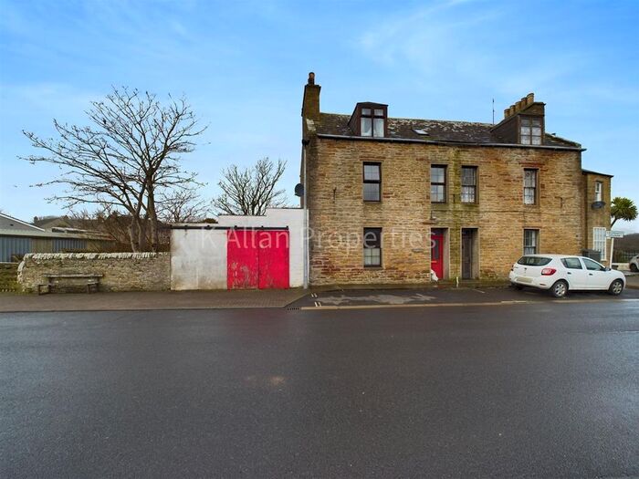 4 Bedroom End Of Terrace House For Sale In West End, St. Margarets Hope, Orkney, KW17