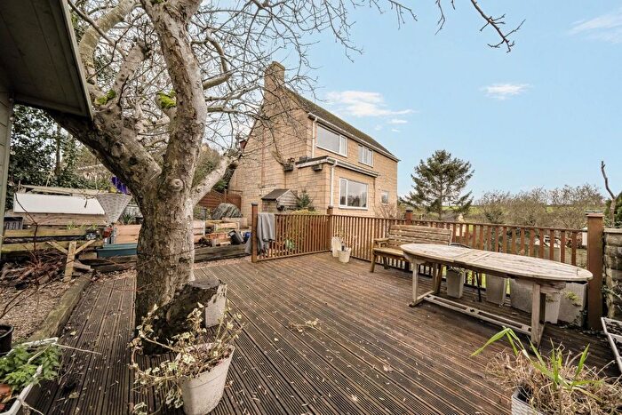 3 Bedroom Detached House For Sale In Orchard Leaze, Dursley, GL11