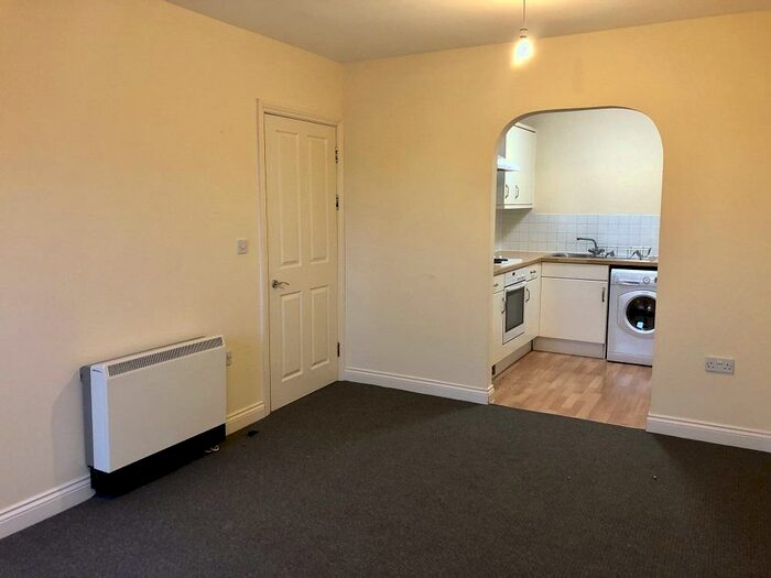 1 Bedroom Apartment To Rent In Carpathia Drive, Southampton, SO14