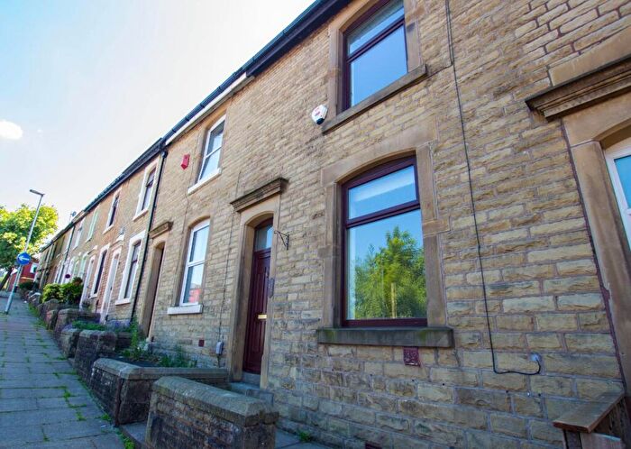 3 Bedroom Terraced House To Rent In Percival Street Darwen, BB3