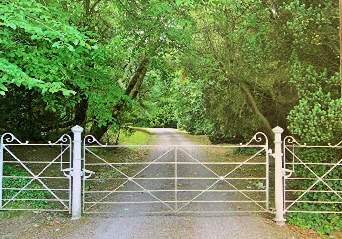 4 Bedroom Detached House For Sale In Kinnerton Lane, Higher Kinnerton, Chester, CH4