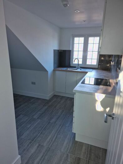 2 Bedroom Flat To Rent In Town Road, Edmonton, N9