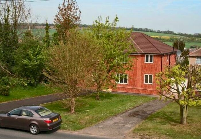 2 Bedroom Apartment To Rent In Chestnut Road, Oxford, OX2