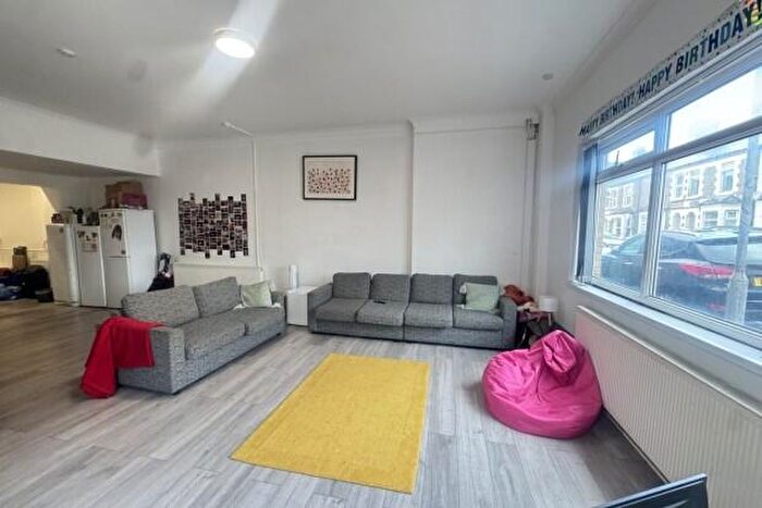 6 Bedroom Terraced House To Rent In Moy Road Cardiff, CF24