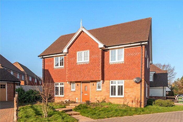 3 Bedroom Detached House To Rent In Manton Crescent, Hawkhurst, Cranbrook, Kent, TN18