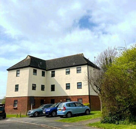 1 Bedroom Flat To Rent In Chapel Close, Grays, Essex, RM20