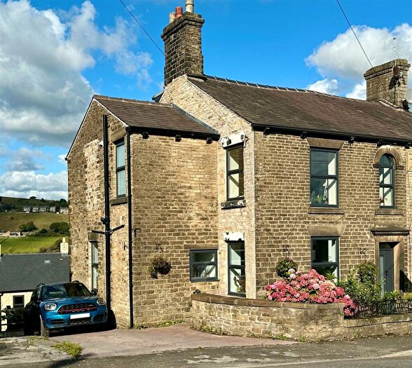 4 Bedroom Semi-Detached House For Sale In Albion Road, New Mills, High Peak, SK22
