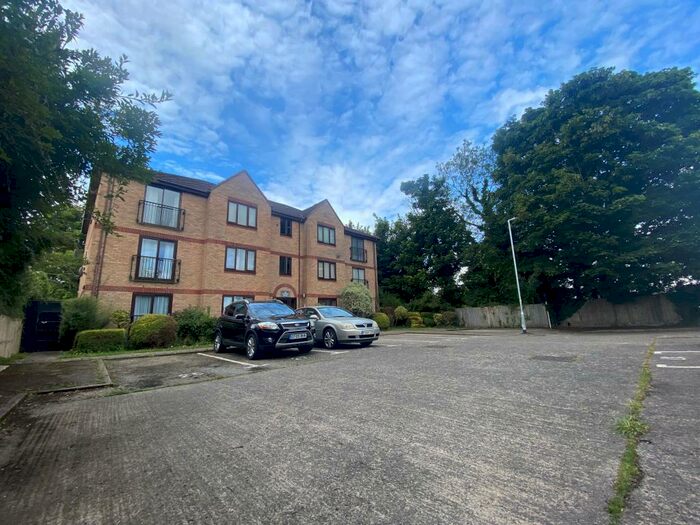 1 Bedroom Flat To Rent In Beale Street, Dunstable, LU6